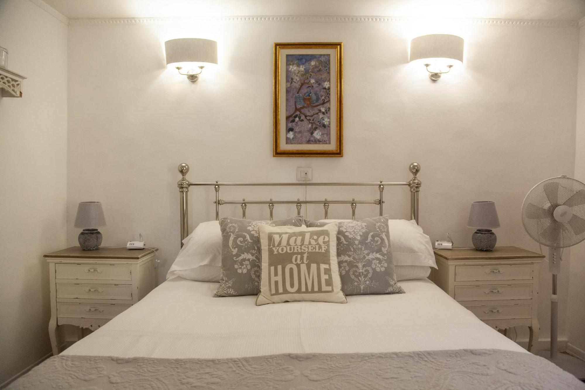 Casa Luna - Private Cottage -Exclusive Private Garden Barga Esterno foto